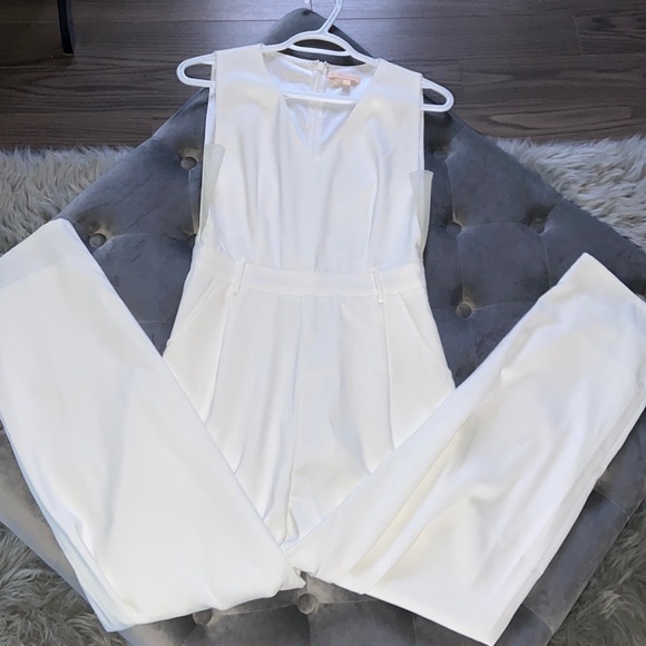 White jumpsuit - Picture 2 of 4